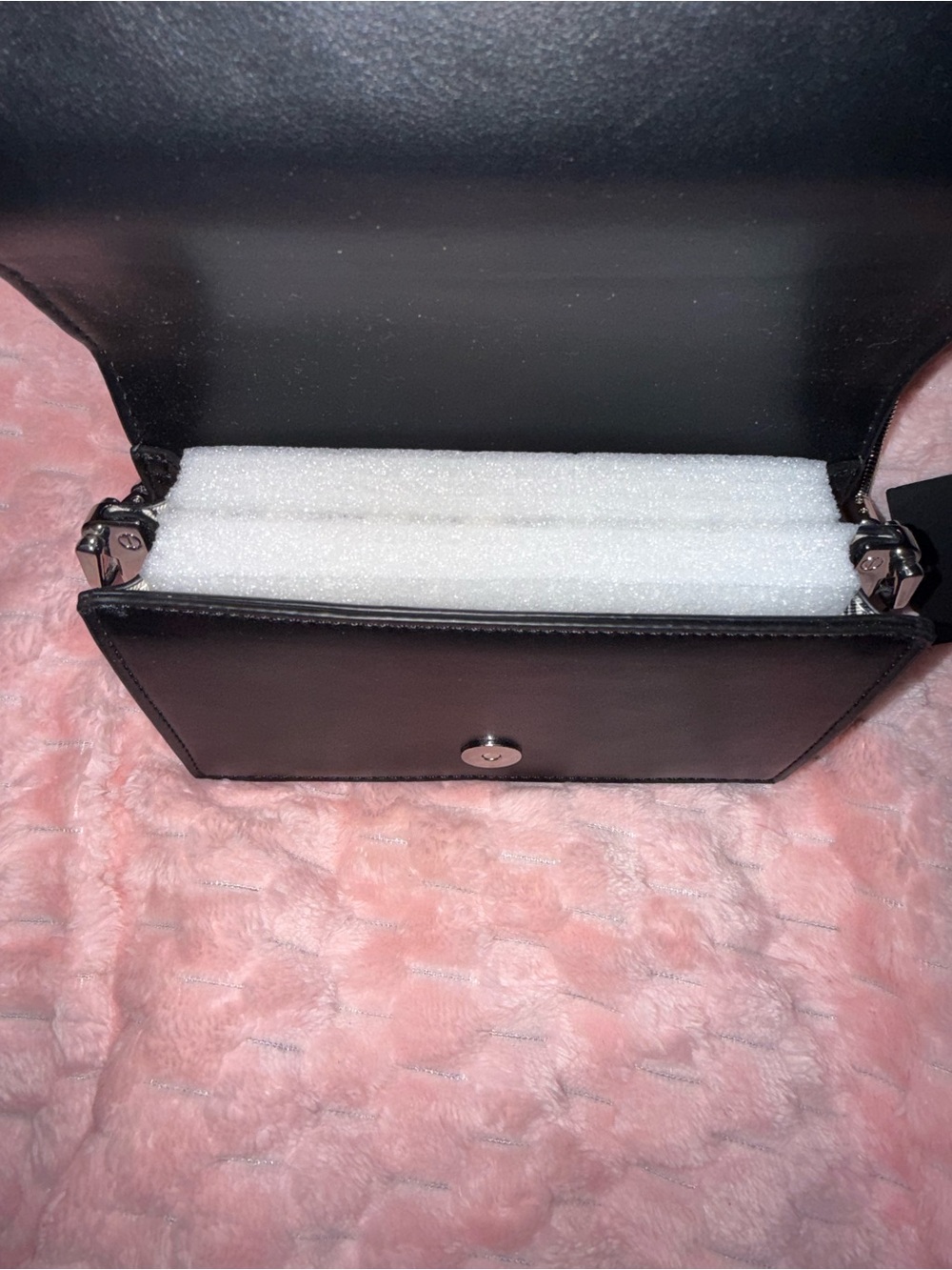Juicy Couture - UK Edition - Kylie Flap Bag - BLACK - Rhinestone Accent Strings! - Picture 5 of 15